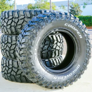 Lt 10P Rwl 121/118Q Cooper Discoverer Stt Pro